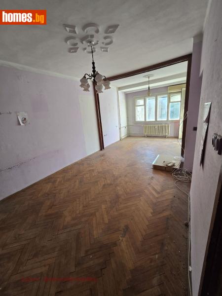 Тристаен, 103m² -  Център, Плевен - Апартамент за продажба - Адрес Плевен - 115456896