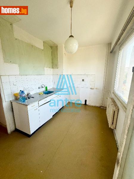 Двустаен, 66m² - Жк. Люлин 2, София - Апартамент за продажба - Антре - 115523921