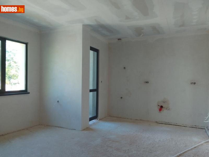 Тристаен, 95m² - Жк. Колю Фичето, Велико Търново - Апартамент за продажба - Болкан Естейт - 115639207