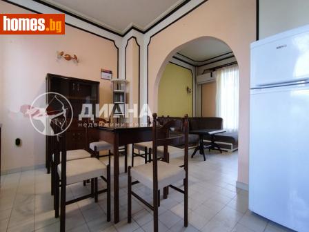 Тристаен, 94m² - Апартамент за продажба - 115764306