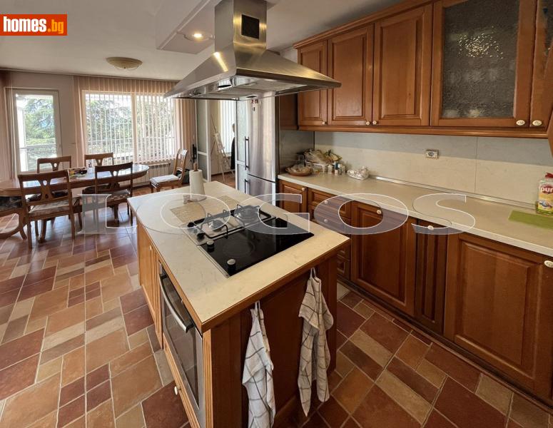 Четиристаен, 190m² - Кв. Бриз, Варна - Апартамент за продажба - ЛОГОС - 115795291