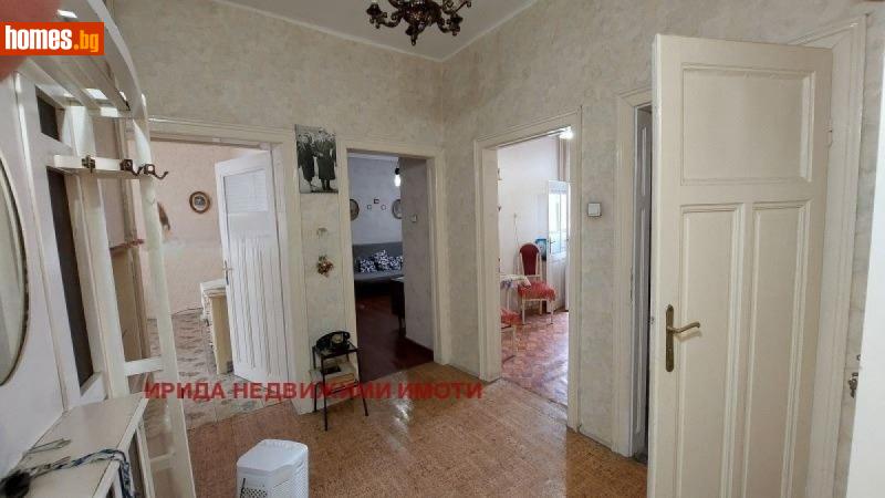 Тристаен, 64m² -  Център, София - Апартамент за продажба - Ирида - 115902432