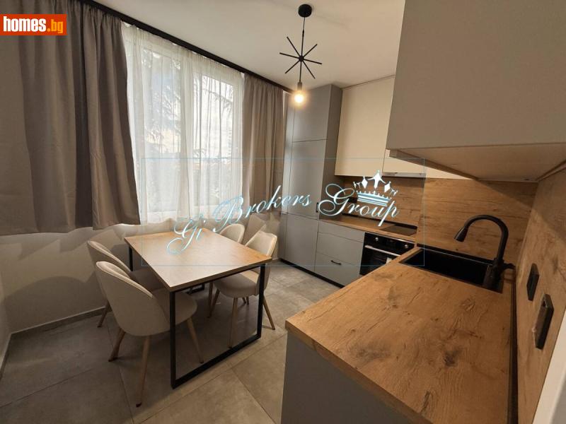 Тристаен, 90m² - Жк. Лазур, Бургас - Апартамент за продажба - Джи Брокерс Груп ООД - 116112701