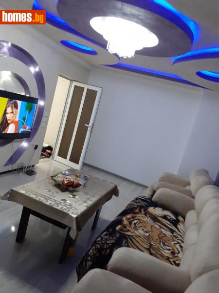 Тристаен, 90m² - Жк. Еверест, Шумен - Апартамент за продажба - Елена Минас - 116161516