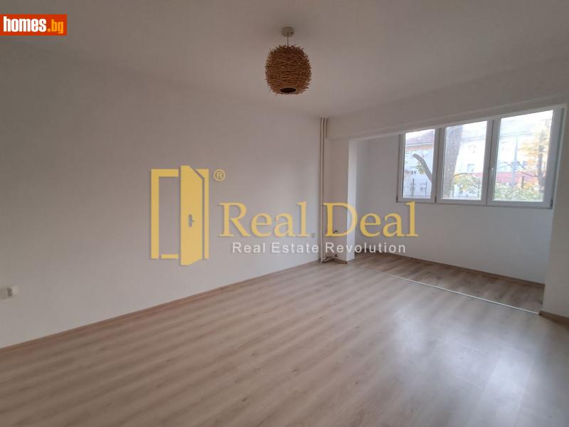 Тристаен, 72m² - Жк. Толстой, София - Апартамент за продажба - Real Deal ltd - 116169514