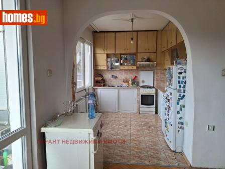 Тристаен, 109m² - Апартамент за продажба - 116505299