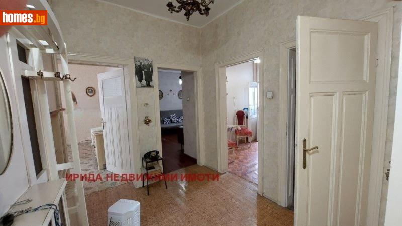 Тристаен, 64m² -  Център, София - Апартамент за продажба - Ирида - 116530518