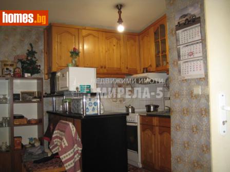 Тристаен, 160m² - Апартамент за продажба - 116550327