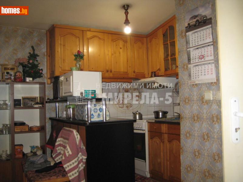 Тристаен, 160m² - Жк. Дружба 1, Русе - Апартамент за продажба - Мирела 5 - 116550327