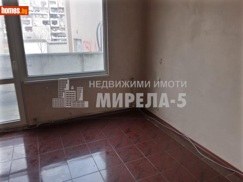 Многостаен, 272m² -  ЦЮР, Русе - Апартамент за продажба - Мирела 5 - 116550395