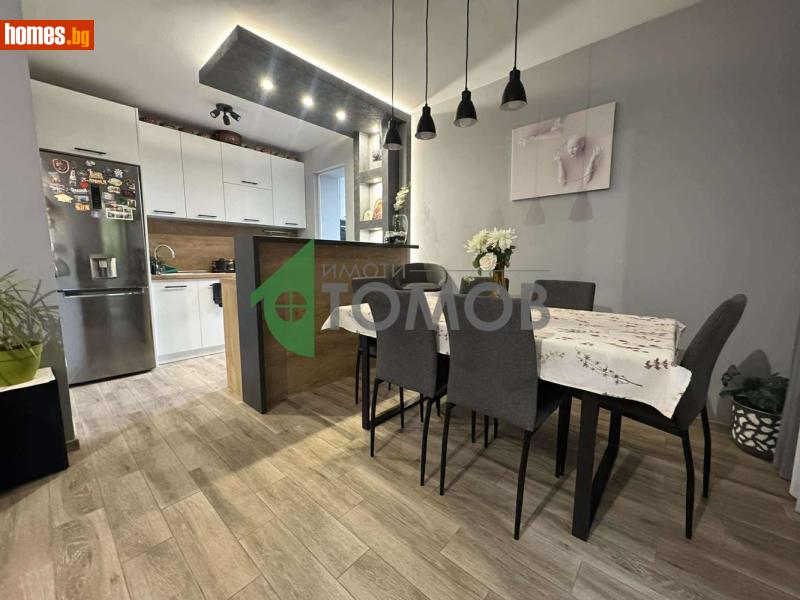 Тристаен, 90m² -  Център, Шумен - Апартамент за продажба - Имоти Томов - 116646991