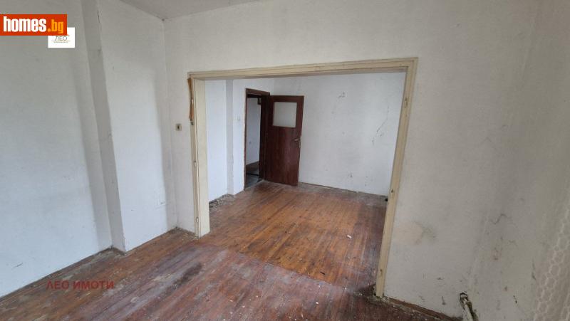 Четиристаен, 122m² - Гр.Севлиево, Габрово - Апартамент за продажба - Лео имоти - 116670510