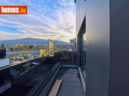 Тристаен, 208m² - Апартамент за продажба - 116684034