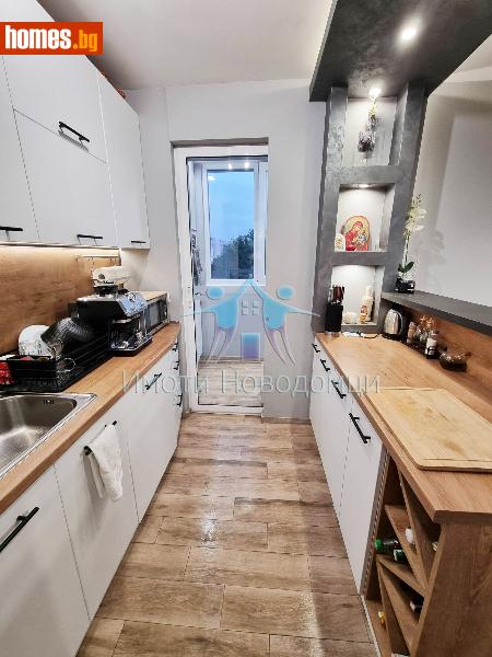 Тристаен, 90m² -  Център, Шумен - Апартамент за продажба - НОВОДОМЦИ - 116709272