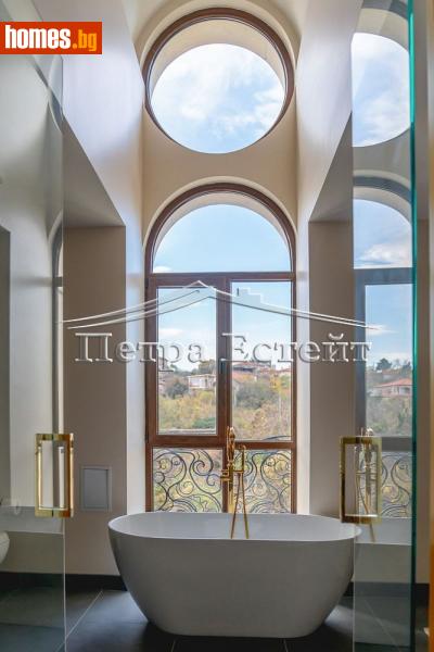 Мезонет, 350m² - Кв. Бриз, Варна - Апартамент за продажба - Петра Естейт - 116722292