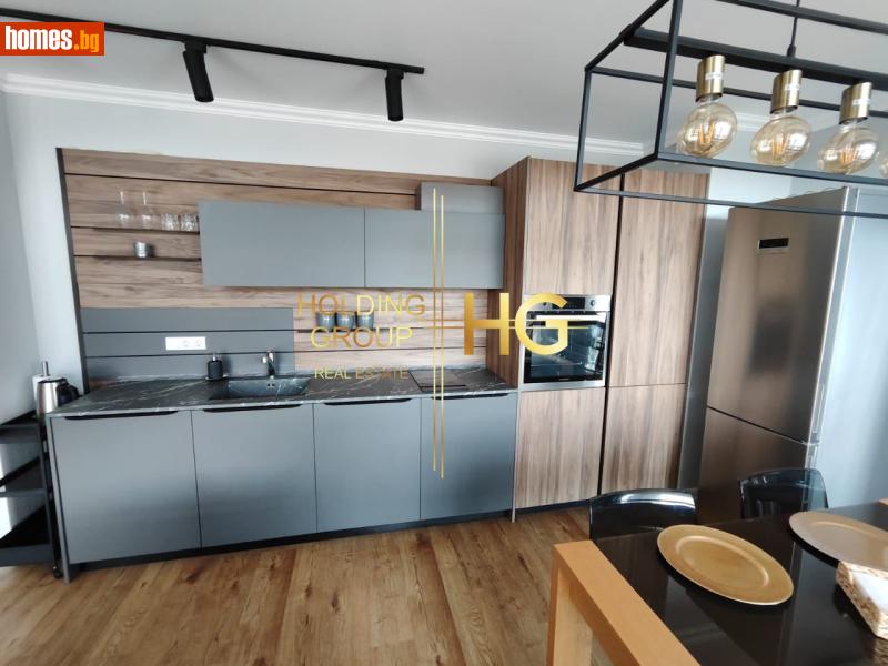 Тристаен, 130m² - Кв. Бриз, Варна - Апартамент за продажба - Холдинг Груп Недвижими Имоти  - 116729745