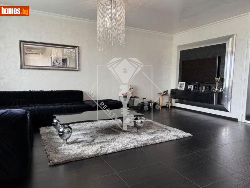 Тристаен, 127m² - Кв. Кършияка, Пловдив - Апартамент за продажба - 33 Realty - 116767851