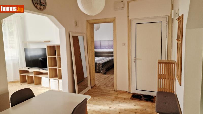 Тристаен, 80m² -  Център, София - Апартамент под наем - Риълнет Офис Класик - 116784101