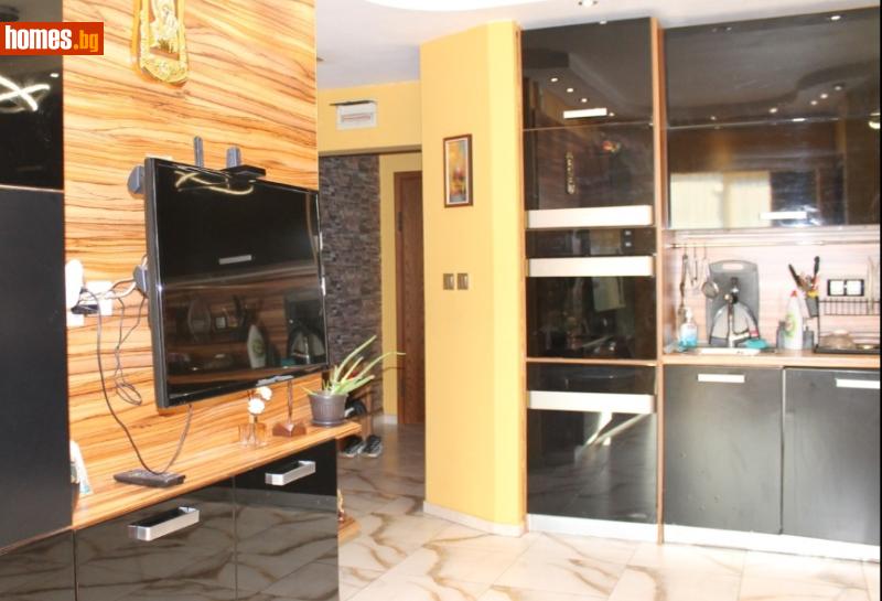 Тристаен, 105m² - Жк. Люлин 8, София - Апартамент за продажба - Азмар имоти - 116829514