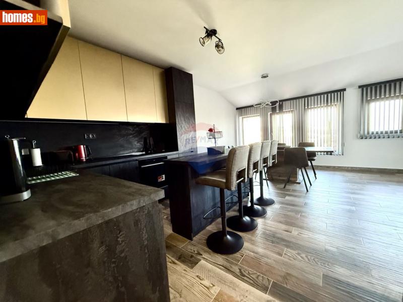 Тристаен, 130m² - Гр.Балчик, Добрич - Апартамент за продажба - RE/MAX Home - 116837448