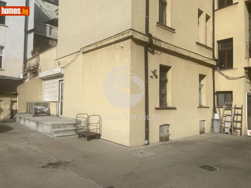 Тристаен, 80m² -  Център, София - Апартамент за продажба - Глобъл Сървисиз ООД - 116903879