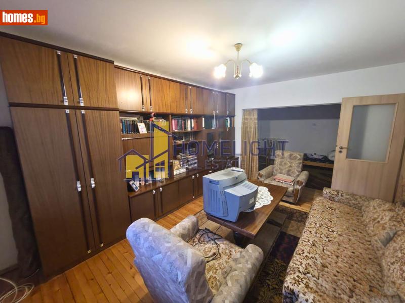 Двустаен, 93m² - Жк. Изток, София - Апартамент за продажба - ХОУМ ЛАЙТ  - 116904701