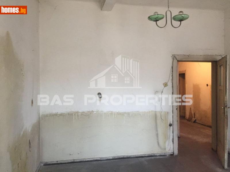 Тристаен, 88m² -  Център, София - Апартамент за продажба - BasProperties - 116935482