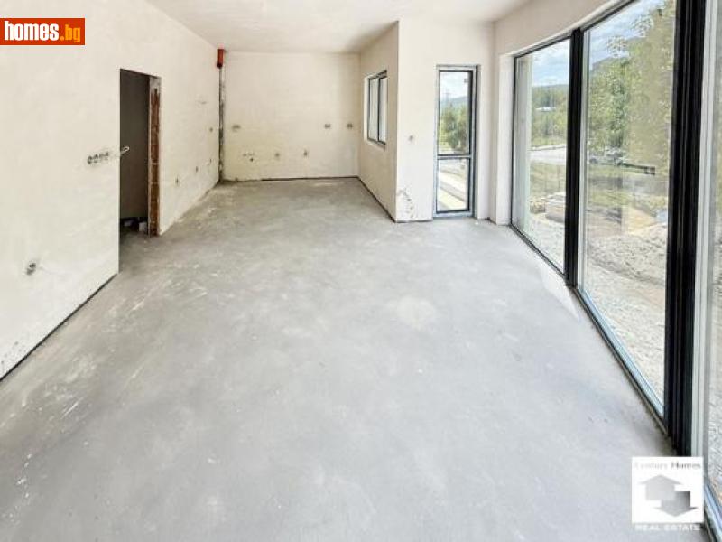 Тристаен, 91m² - Жк. Зона Б, Велико Търново - Апартамент за продажба - Сенчъри Хоумс ООД - 116950191