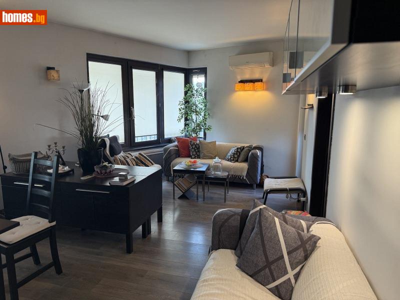 Тристаен, 100m² -  Оборище, София - Апартамент за продажба - Глобъл Сървисиз ООД - 116971391