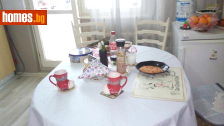 Тристаен, 140m² - Апартамент за продажба - 117051059