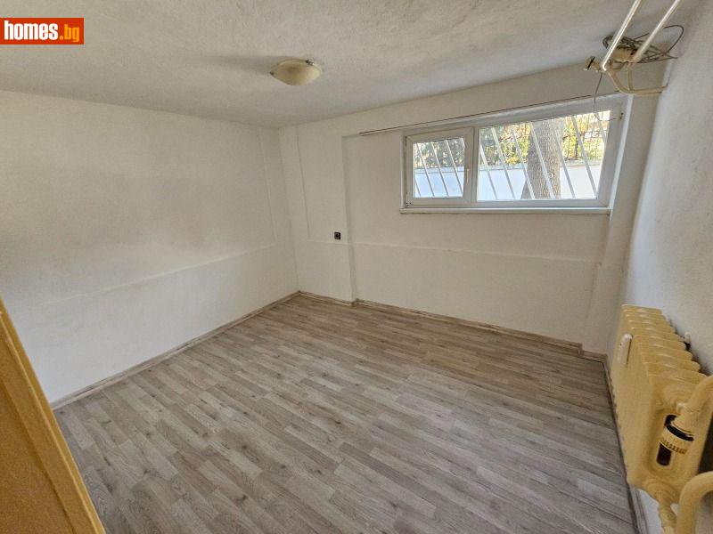 Двустаен, 28m² - Жк. Изток, София - Апартамент за продажба - Титан Пропъртис - 117251338