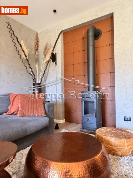 Тристаен, 178m² - Кв. Бриз, Варна - Апартамент за продажба - Петра Естейт - 117264533