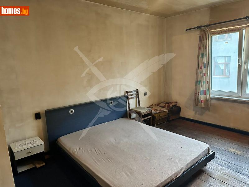 Тристаен, 80m² -  Център, София - Апартамент за продажба - ЕКС НВД - 117354797