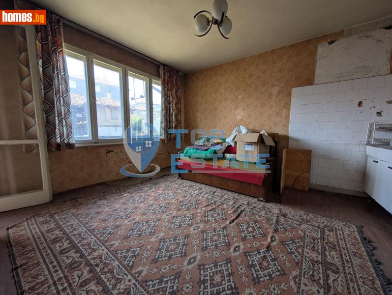 Четиристаен, 97m² - Гр.Елена, Велико Търново - Апартамент за продажба - Top Estate - 117654335