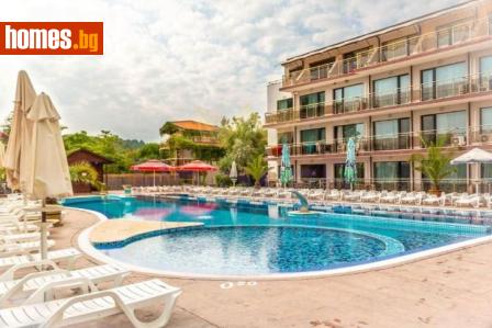 Тристаен, 140m² - Апартамент за продажба - 117774658