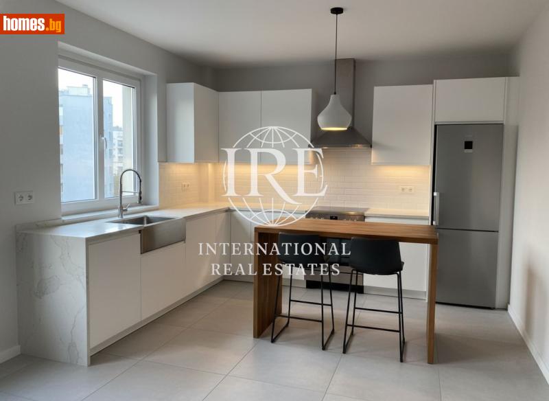 Тристаен, 72m² - Жк. Чайка, Варна - Апартамент за продажба - Интернешънъл Риъл Естейтс - 117783318