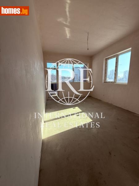 Тристаен, 111m² - Жк. Възраждане, Варна - Апартамент за продажба - Интернешънъл Риъл Естейтс - 117801619