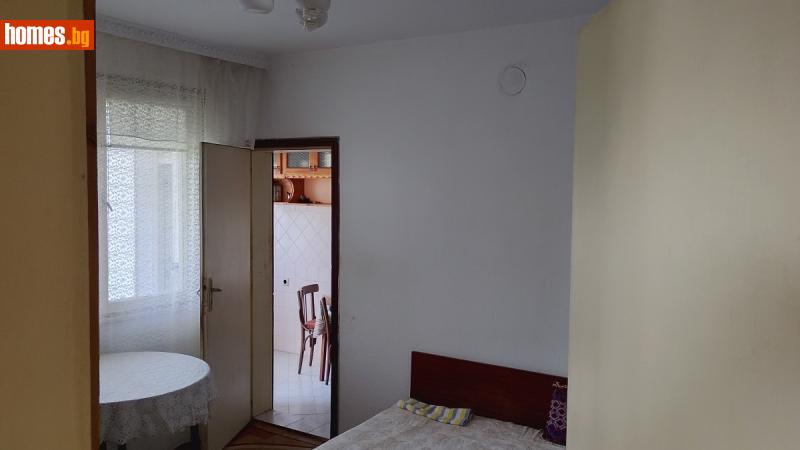 Тристаен, 103m² -  Център, Добрич - Апартамент за продажба - Папалел - 117852273