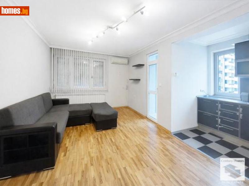 Тристаен, 115m² - Жк. Колю Фичето, Велико Търново - Апартамент за продажба - Сенчъри Хоумс ООД - 117888827