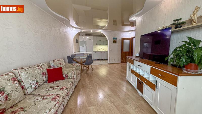 Тристаен, 104m² - Жк. Славейков, Бургас - Апартамент за продажба - Наталия Хоум ЕООД - 117978904